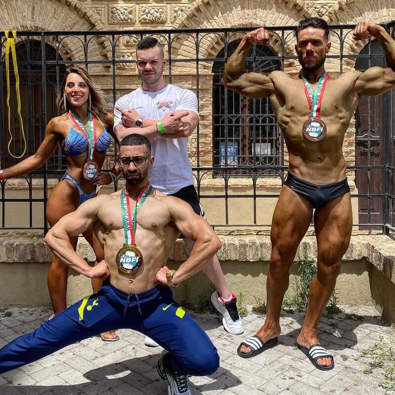 Atleti NBFI con medaglie